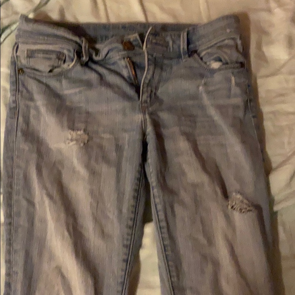 Skinny leg distressed jeans